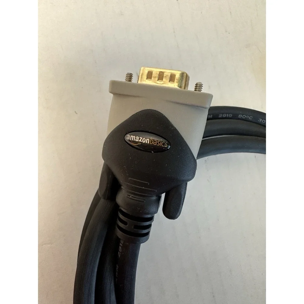 AmazonBasics VGA to VGA Monitor Cable Gold Plated SVGA HD15 Male Cord Black
